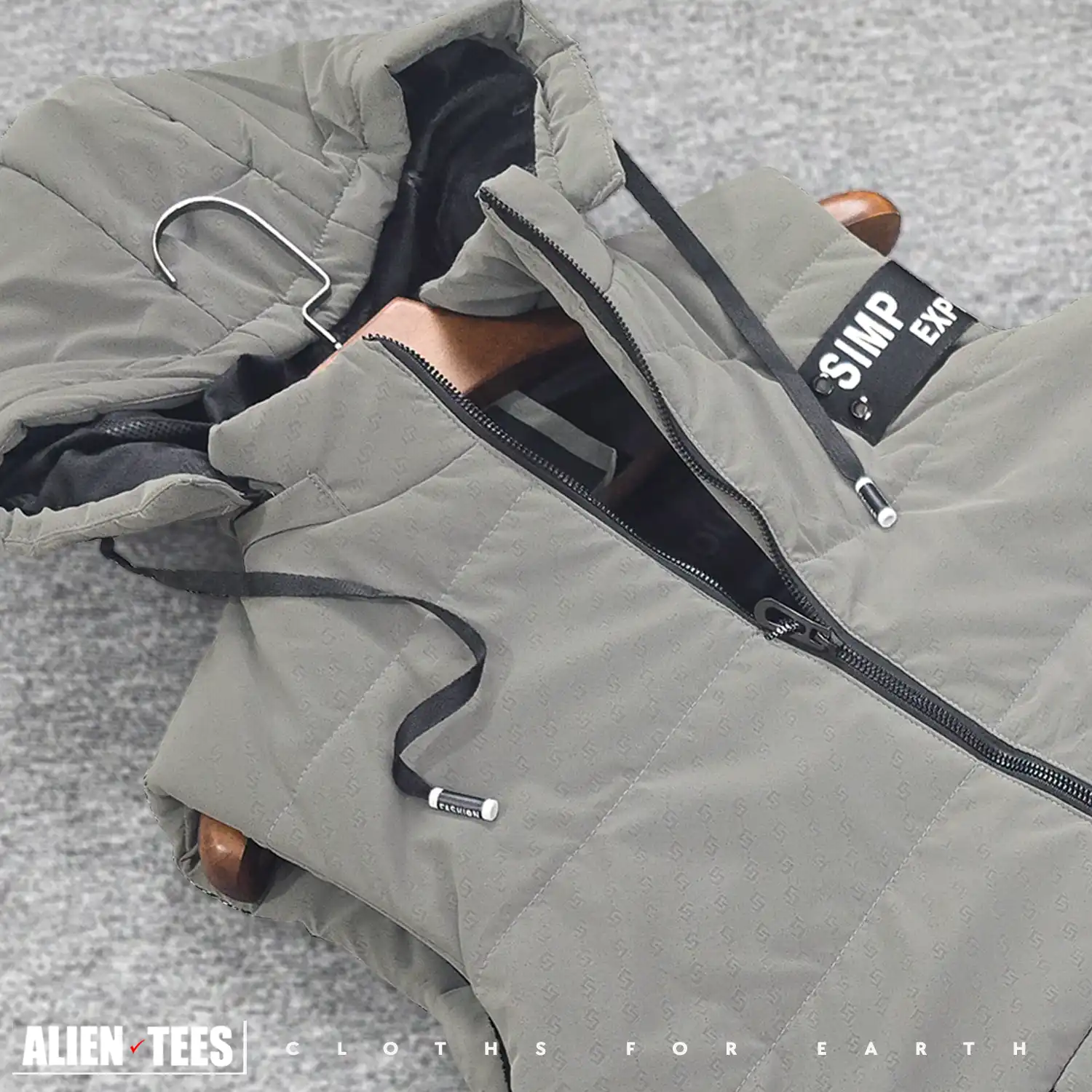 7W10 Silver Grey - Glossy Stealth Sleeveless Padded